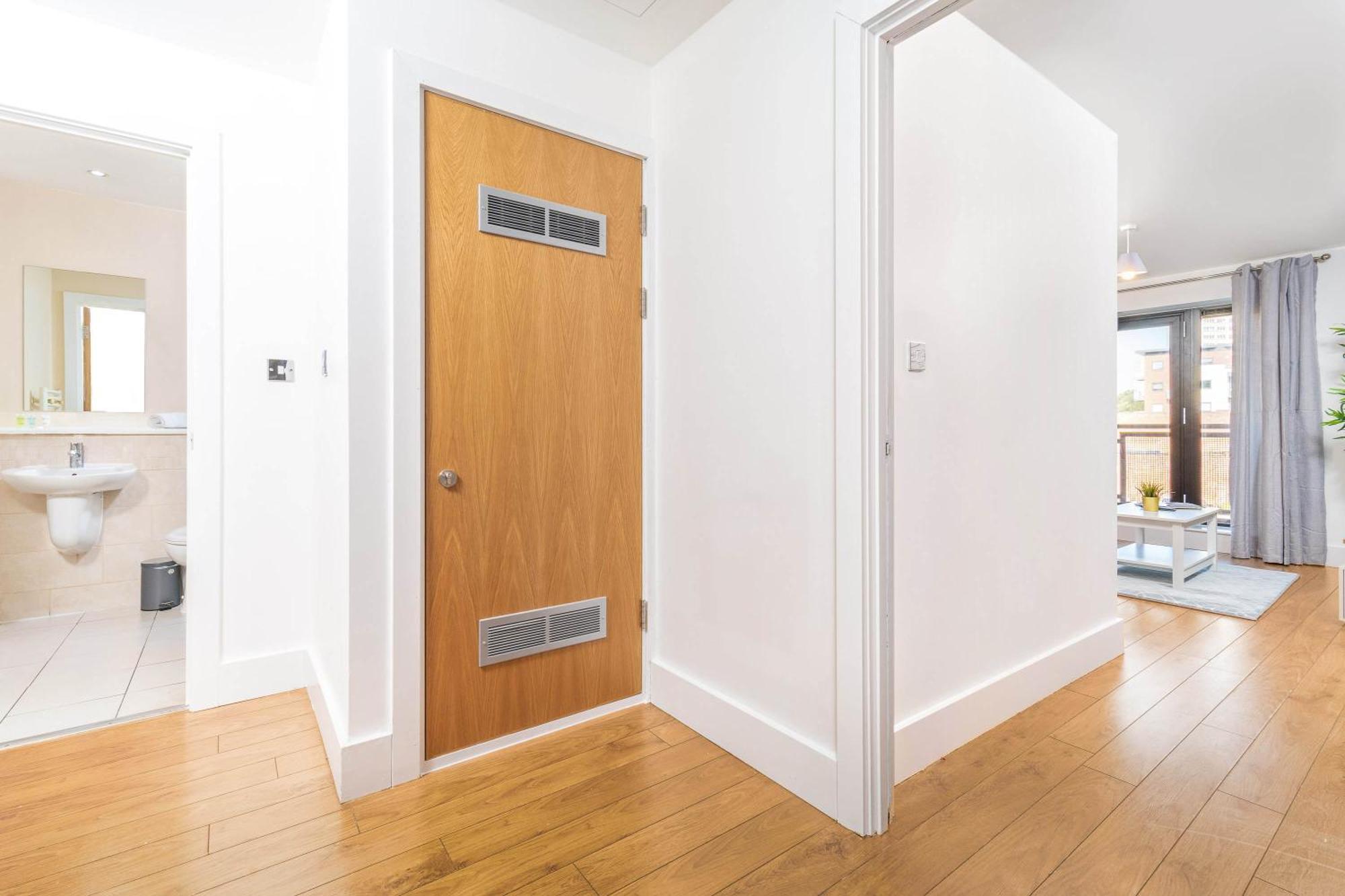 Stylish Birmingham City Centre - 2 Bed - Secure Parking - 5Ac 外观 照片